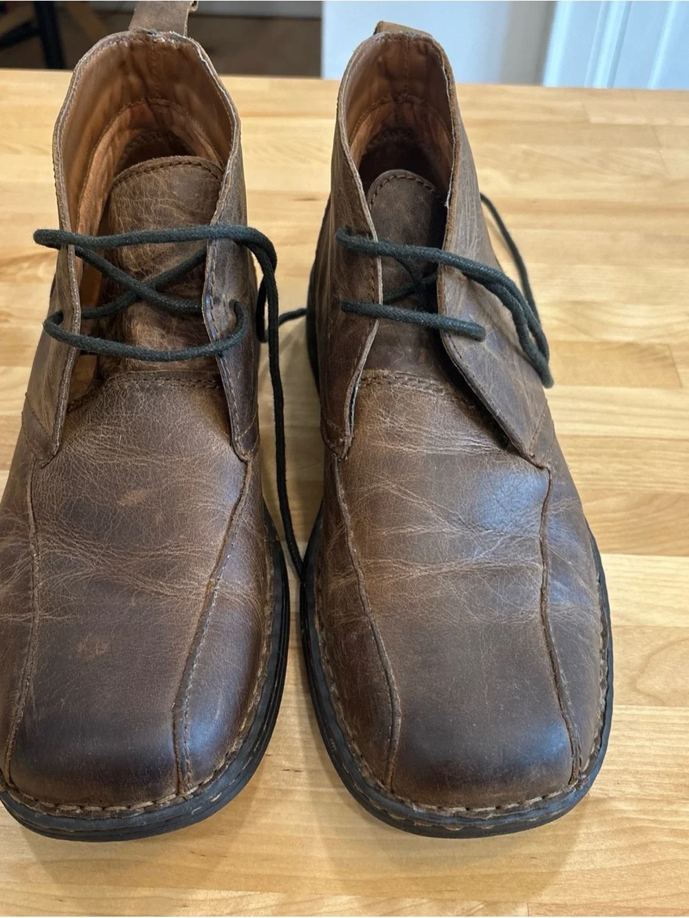 BOC Born Harrison Men's Brown Leather Casual Distressed Chukka Boot Sz 10 /42